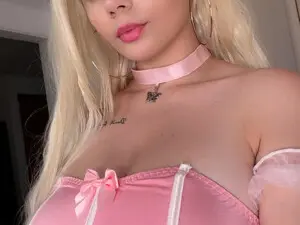 Bella_adams01  live sex cam