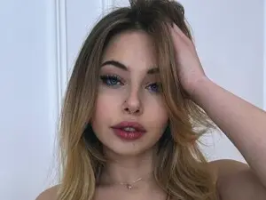 Chriiisty  live sex cam