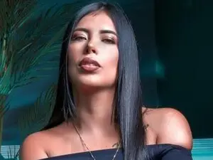 RoseMarie__  live sex cam