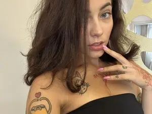 LianiloverX  live sex cam