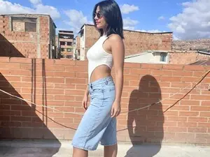 Sophi_Bonny  live sex cam