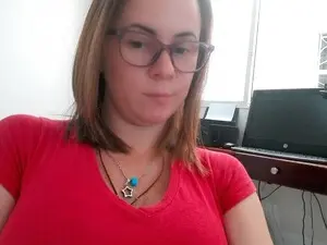 Laura_5  live sex cam