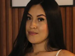 Kamillaxx  live sex cam