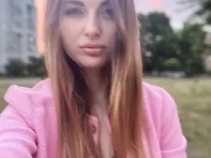 MilenaRoserin  live sex cam