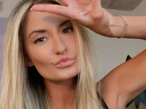 AlanaWylde  live sex cam