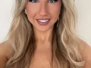 Aria_Woods  live sex cam