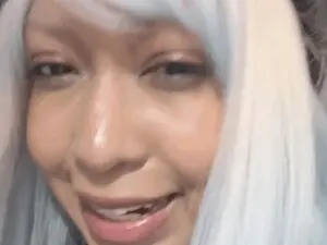 Luv2callmeMee  live sex cam