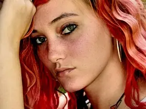 TrueHalo  live sex cam