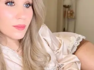 Myassistant  live sex cam