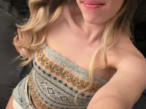 Piperisyourho  live sex cam