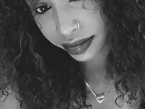 Lilmissbaddy  live sex cam