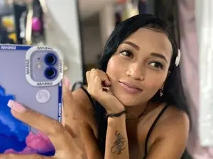 Hanna_steyl  live sex cam