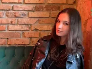InnocentEve_  live sex cam