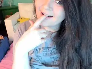 Intensifyy  live sex cam