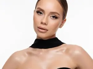 IsabellaRoze  live sex cam