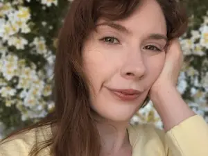 KatieBell  live sex cam