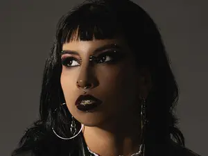 SalomeBangs  live sex cam
