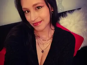 WorthyOfSlave  live sex cam