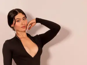 Shaaktii  live sex cam