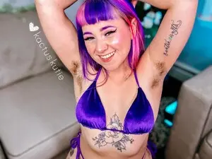 Kactuskutie  live sex cam