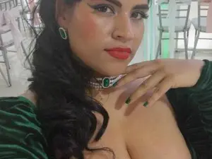 Roxanahills_  live sex cam