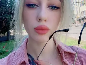 DemiAmourrrr  live sex cam