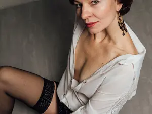 LunaViktoriia  live sex cam