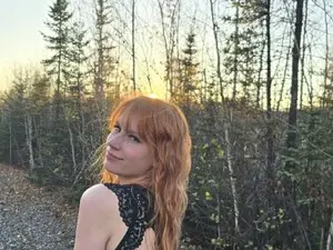 Rosie_Haze  live sex cam