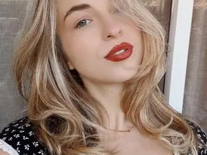 DreamAlianna  live sex cam