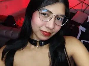 SlaveDoll  live sex cam