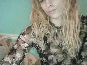 DarcieRoselli  live sex cam