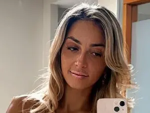 DonnaDubai  live sex cam