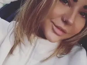 Britishbabyx  live sex cam