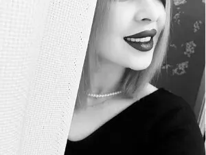 MerlinStoun  live sex cam