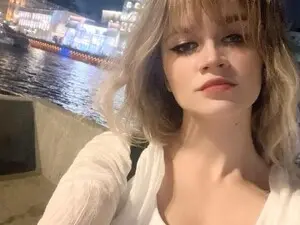 MissLilie  live sex cam