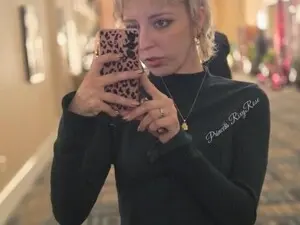 RuinedByRixy  live sex cam