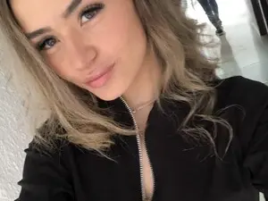 LucyPriincess  live sex cam