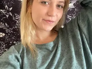 Sophiasnarl  live sex cam