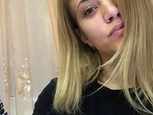 Nika_gold1  live sex cam