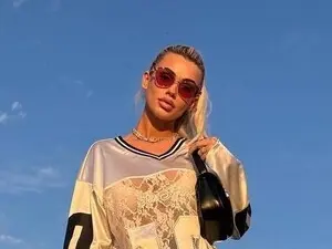 Serene_Sophie  live sex cam