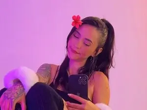 BunnyBloom_1  live sex cam