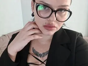 KamiPatris  live sex cam