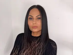 SashaSky  live sex cam