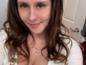 Squirtqueen24  live sex cam