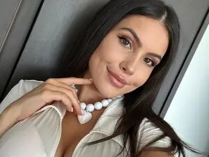 MollyRayy  live sex cam