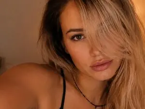 NikkyThomas  live sex cam