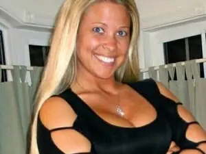 JennyMcCarthy  live sex cam