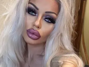 Roxxxy_Royce  live sex cam