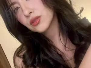 Caroline_  live sex cam
