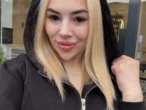 Lola_lipps  live sex cam